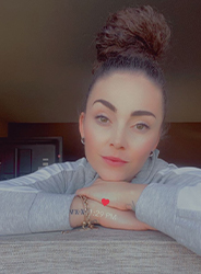 Bree Sharp - Abogado Accidente Vegas - Ryan Alexander